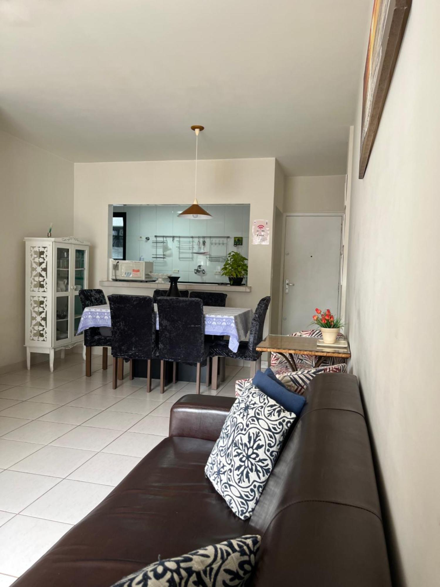Apartamento Amplo A Menos De 400 Metros Da Praia Localizado Proximo A Praca Da Brunella, Area Nobre Do Guaruja. Kültér fotó